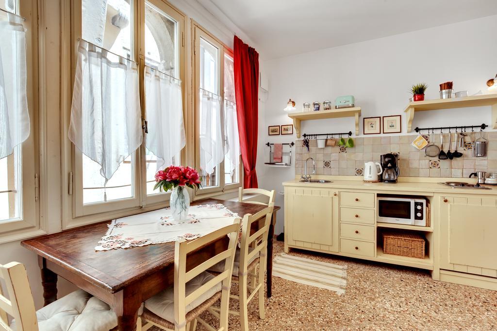 Ca' Badoer Frari Apartman Velence Kültér fotó