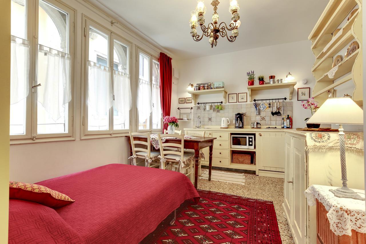 Ca' Badoer Frari Apartman Velence Kültér fotó