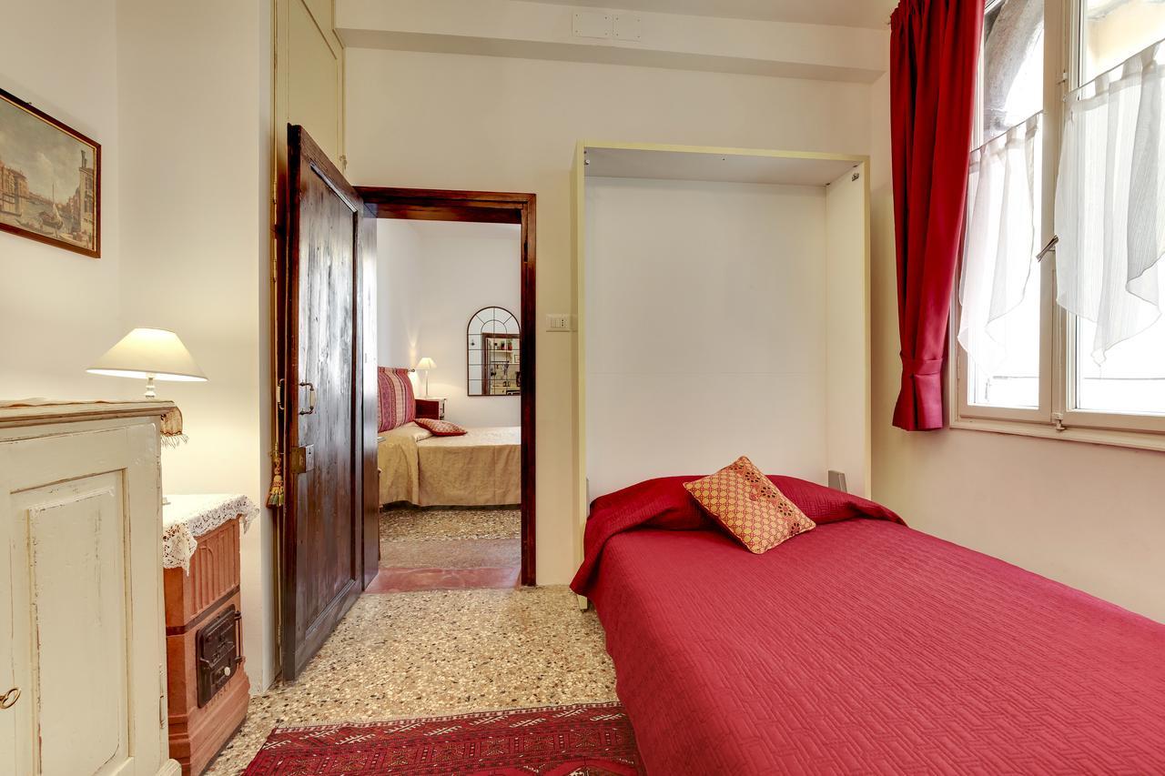 Ca' Badoer Frari Apartman Velence Kültér fotó